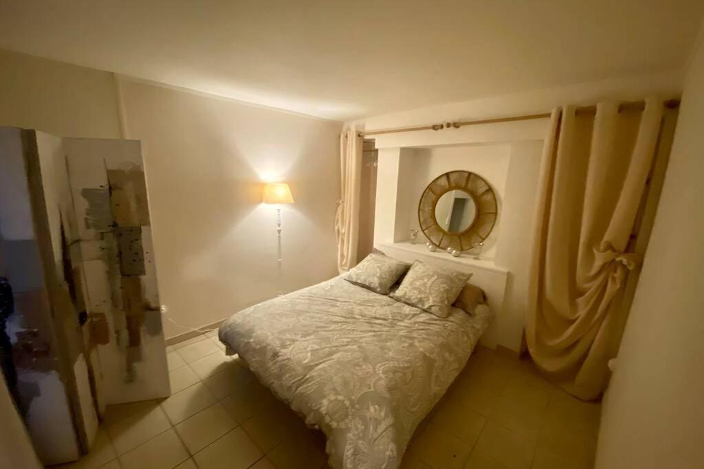 La Reine Appartement Avranches Buitenkant foto